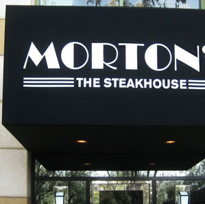 Morton The Steakhouse Logo